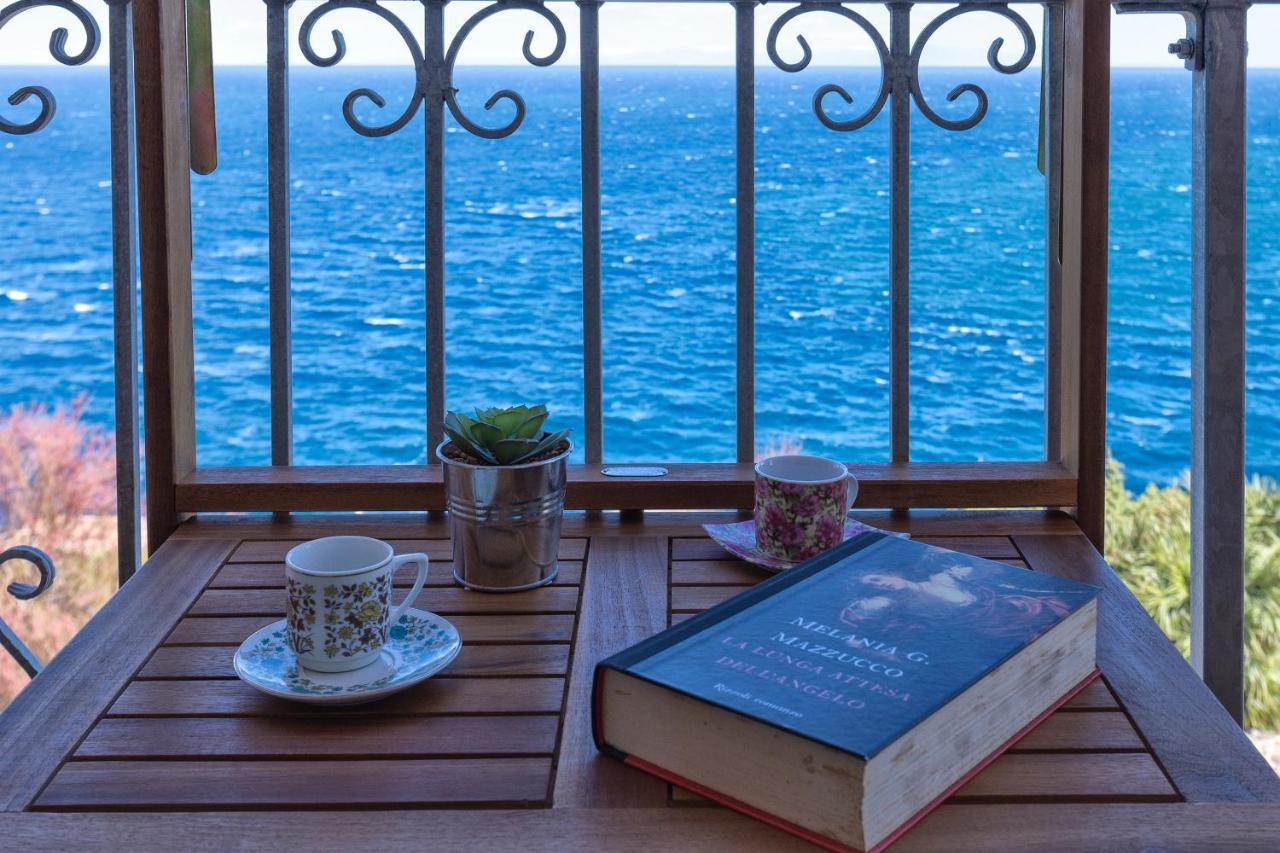 “Cielo E Mare”, Casetta Nel Cuore Del Borgo Antico / “Sky & Sea”, Charming In The Heart Of Old Village Castelsardo Zewnętrze zdjęcie