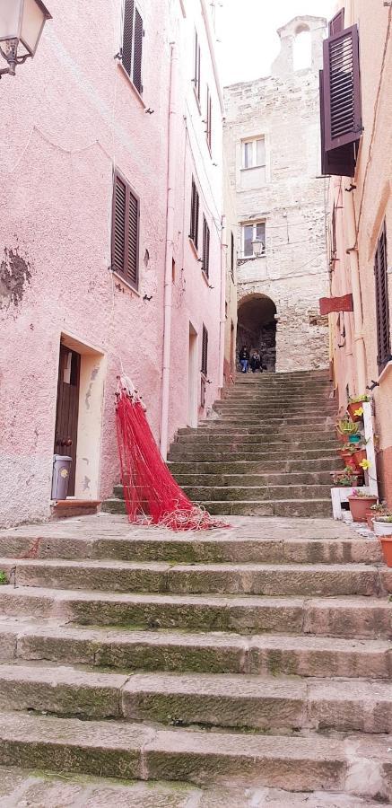 “Cielo E Mare”, Casetta Nel Cuore Del Borgo Antico / “Sky & Sea”, Charming In The Heart Of Old Village Castelsardo Zewnętrze zdjęcie