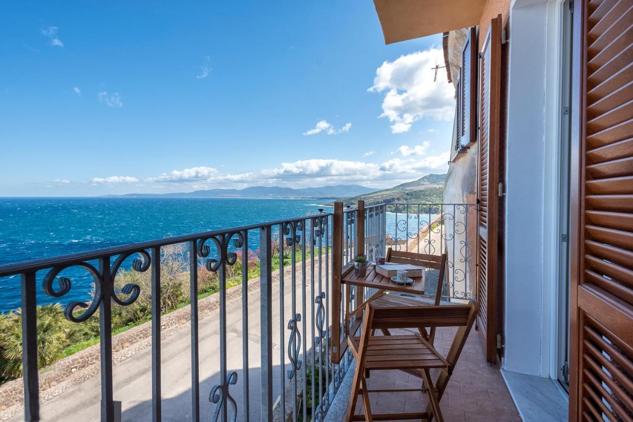 “Cielo E Mare”, Casetta Nel Cuore Del Borgo Antico / “Sky & Sea”, Charming In The Heart Of Old Village Castelsardo Zewnętrze zdjęcie