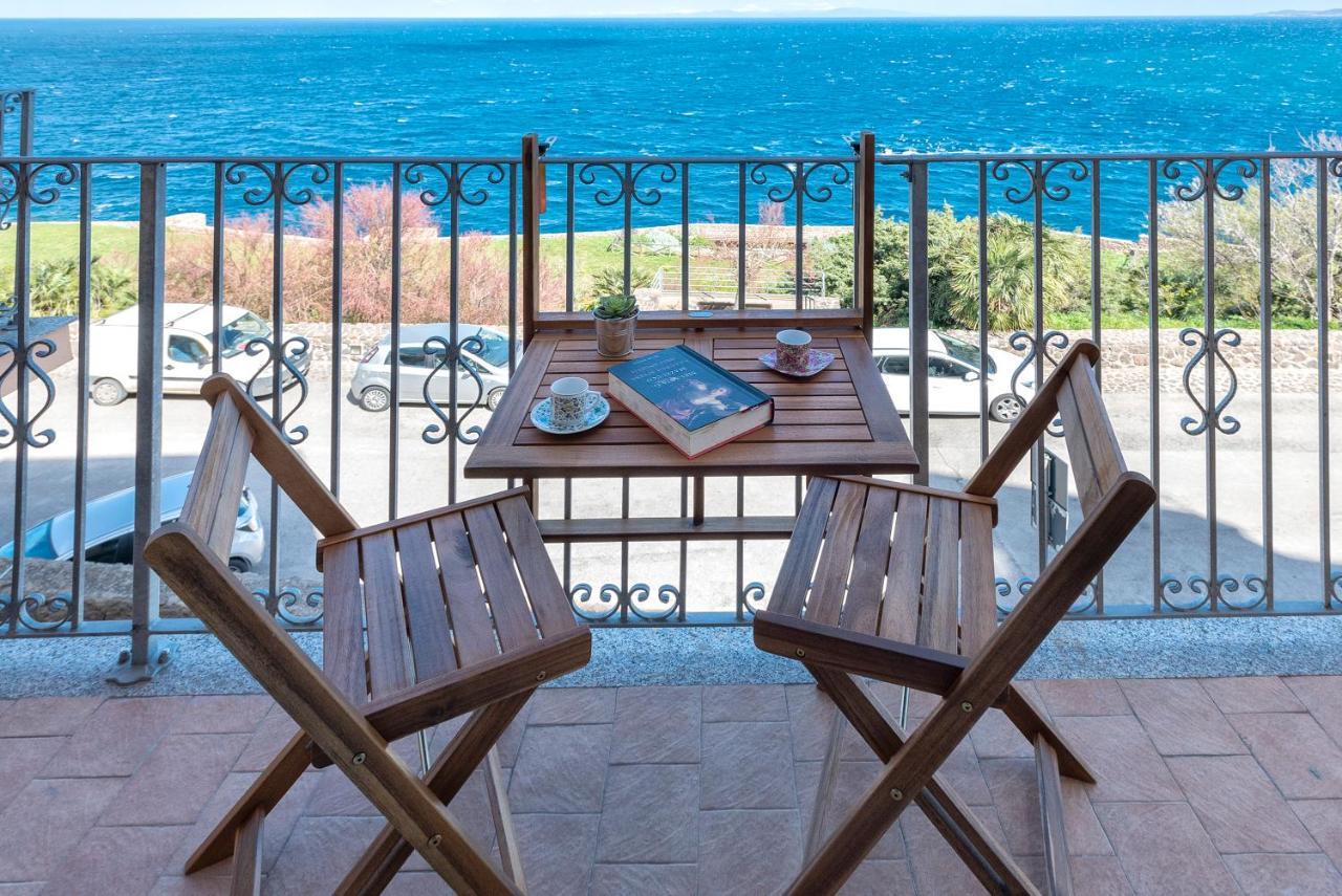 “Cielo E Mare”, Casetta Nel Cuore Del Borgo Antico / “Sky & Sea”, Charming In The Heart Of Old Village Castelsardo Zewnętrze zdjęcie